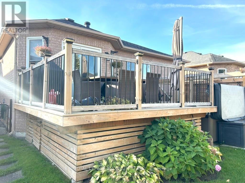 57 Royalton Drive, Caledon, Ontario  L7E 2G1 - Photo 19 - W12997898