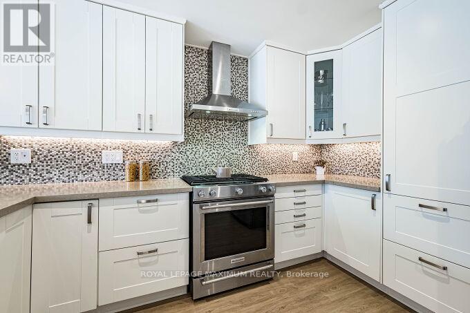 57 Royalton Drive, Caledon, Ontario  L7E 2G1 - Photo 5 - W12997898