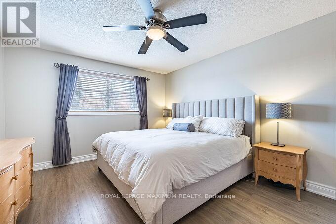 57 Royalton Drive, Caledon, Ontario  L7E 2G1 - Photo 6 - W12997898