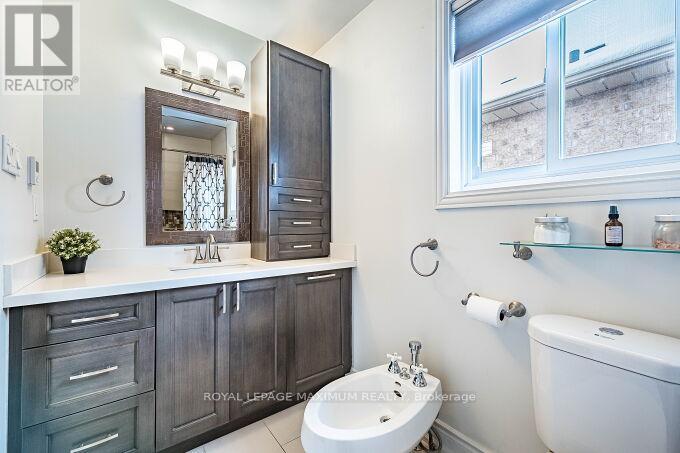 57 Royalton Drive, Caledon, Ontario  L7E 2G1 - Photo 7 - W12997898