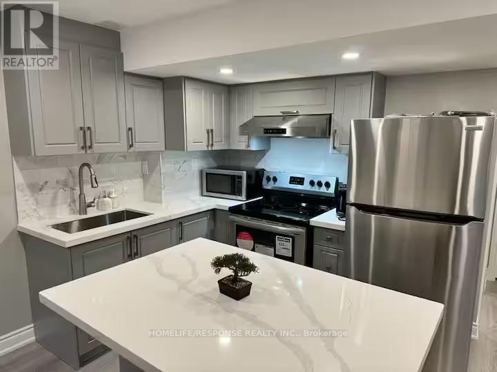 Bsmnt - 210 Zachary Crescent, Oakville, Ontario  L6H 0W2 - Photo 12 - W12997920