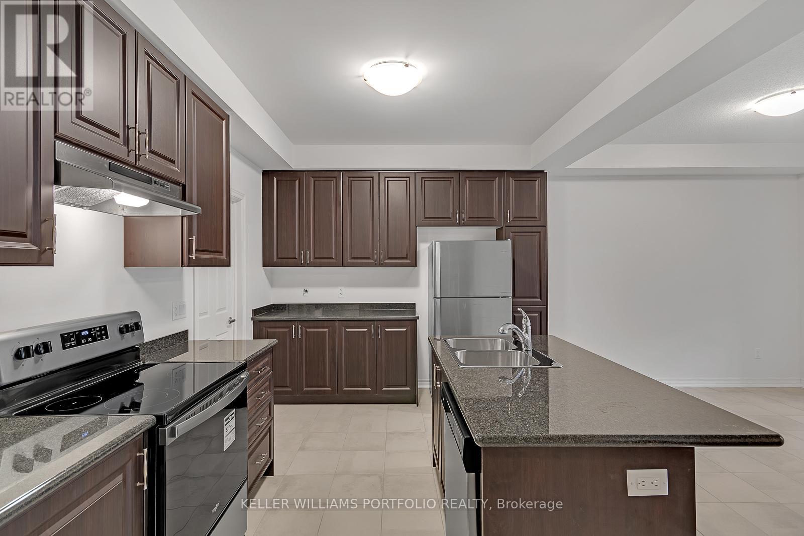 481 Manhattan Common, Oakville, Ontario  L6H 3P6 - Photo 9 - W12997958