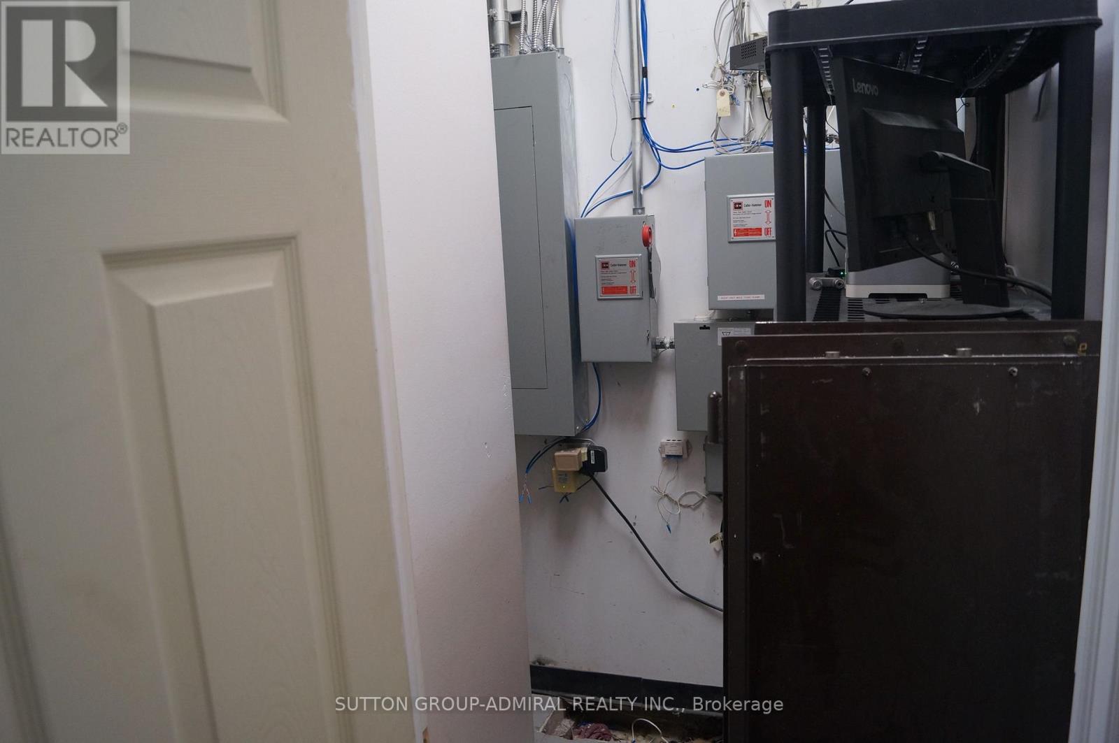 17 - 6620 Finch Avenue W, Toronto, Ontario  M9V 5H7 - Photo 11 - W12997974