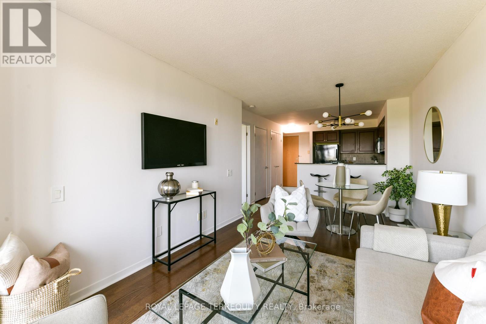 705 - 1040 The Queensway, Toronto, Ontario  M8Z 0A7 - Photo 14 - W12997978