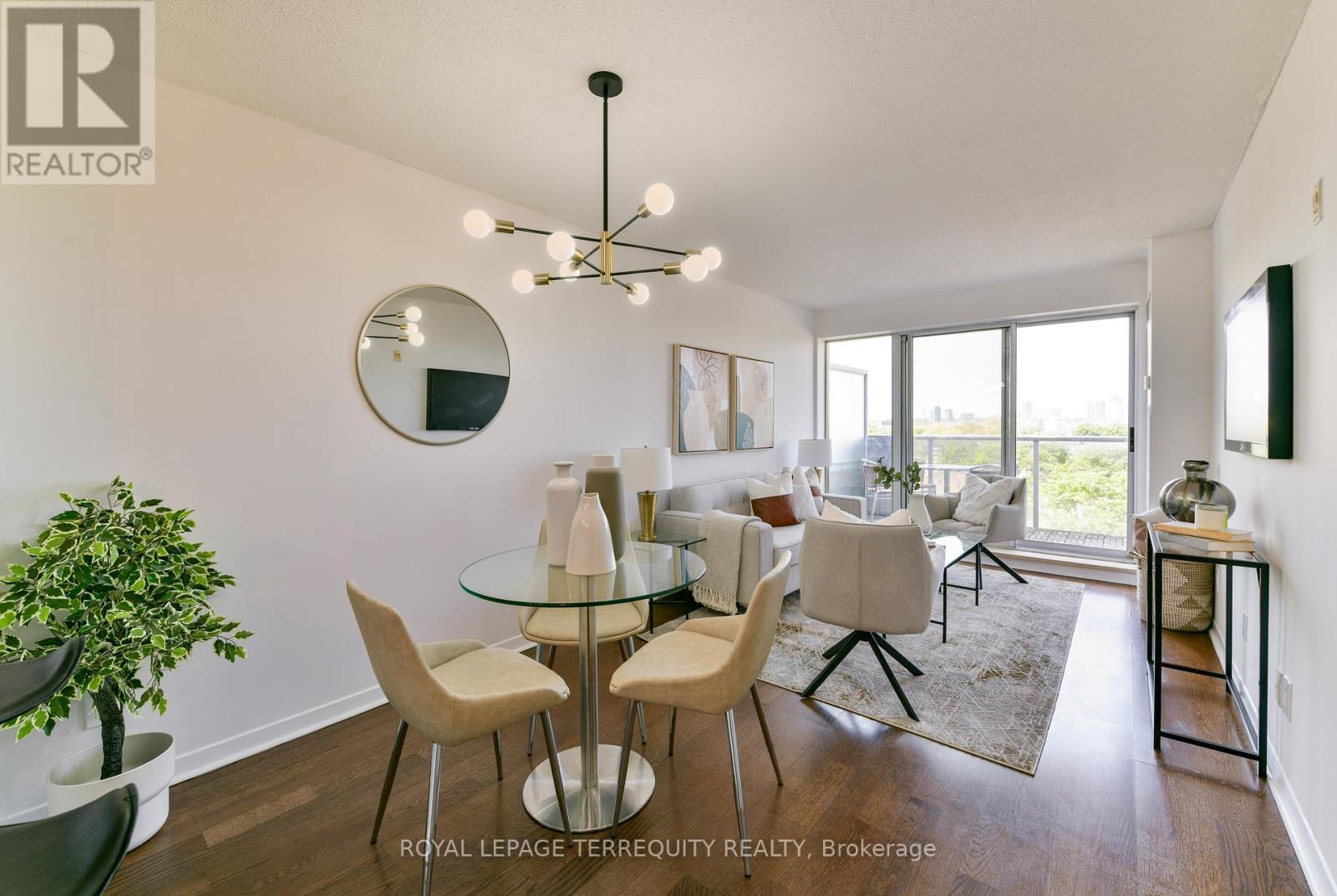 705 - 1040 The Queensway, Toronto, Ontario  M8Z 0A7 - Photo 17 - W12997978