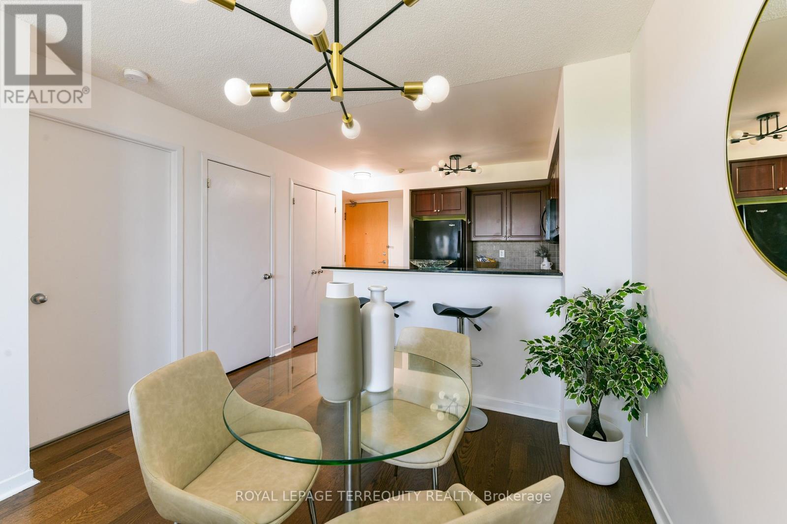 705 - 1040 The Queensway, Toronto, Ontario  M8Z 0A7 - Photo 20 - W12997978