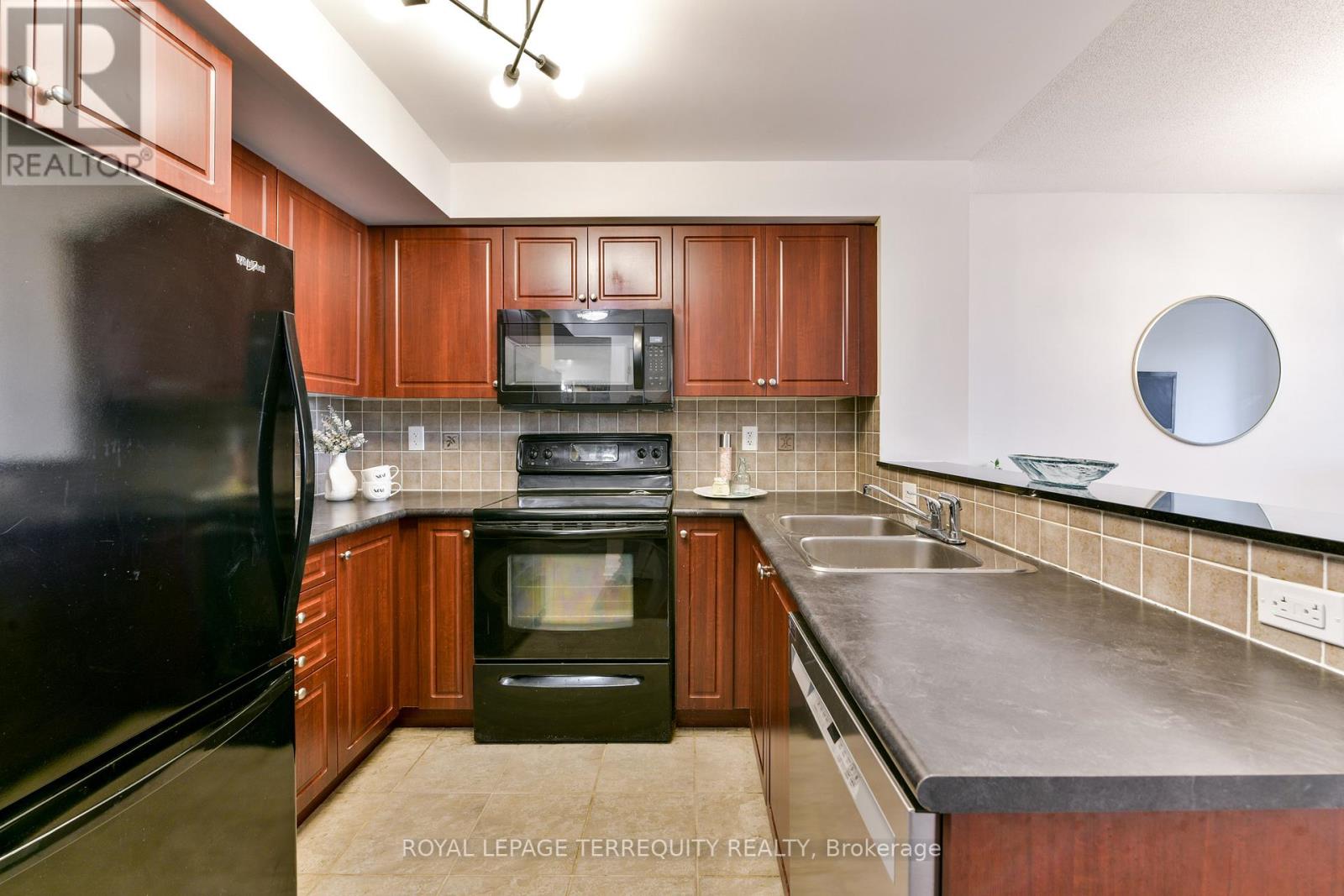 705 - 1040 The Queensway, Toronto, Ontario  M8Z 0A7 - Photo 23 - W12997978