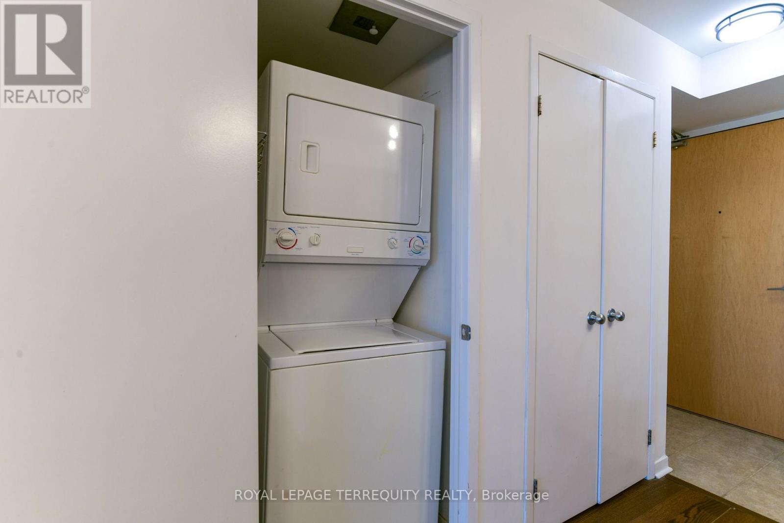 705 - 1040 The Queensway, Toronto, Ontario  M8Z 0A7 - Photo 40 - W12997978