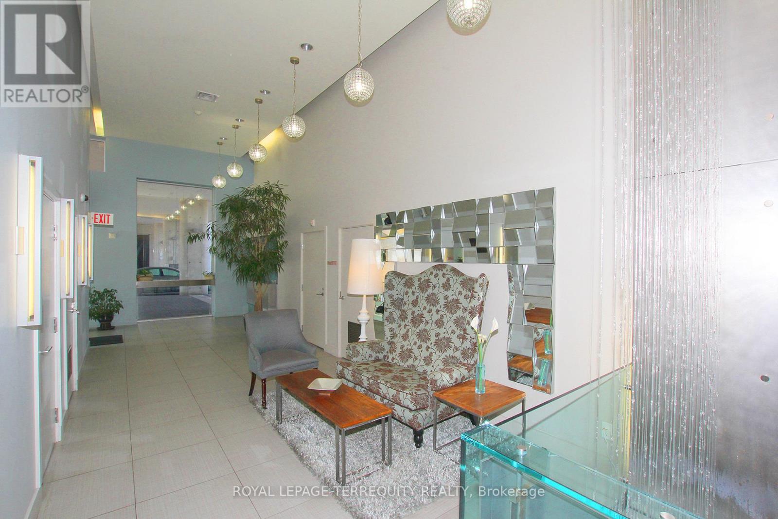 705 - 1040 The Queensway, Toronto, Ontario  M8Z 0A7 - Photo 6 - W12997978