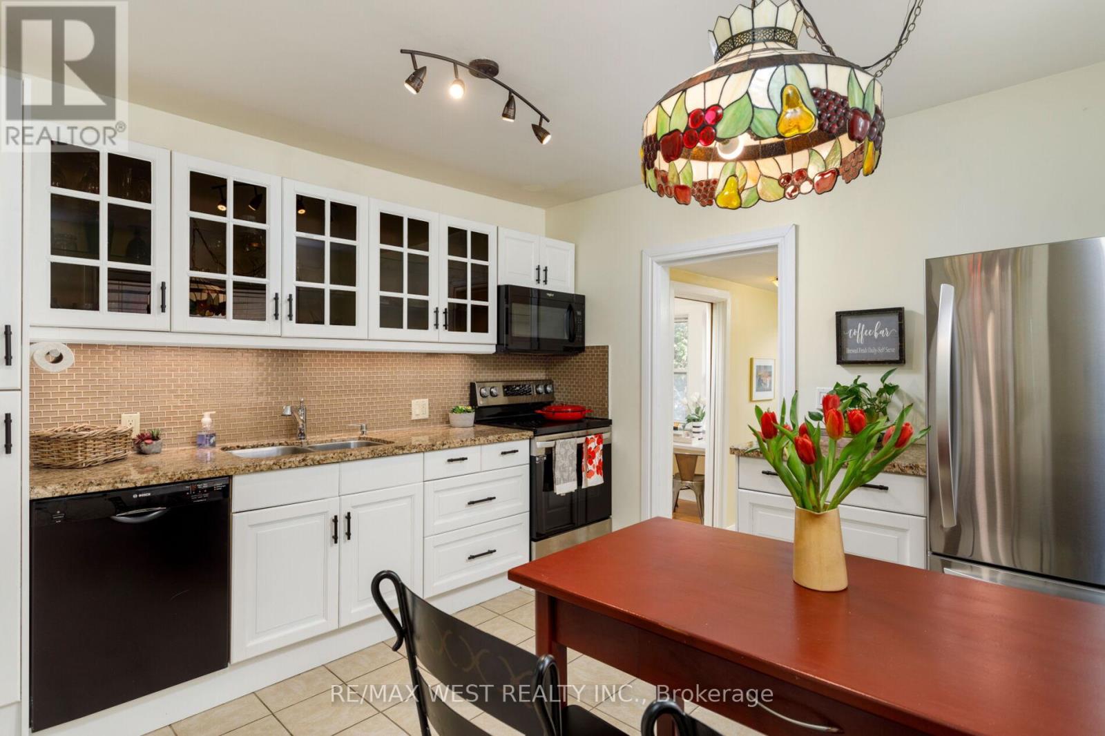 21 Harshaw Avenue, Toronto, Ontario  M6S 1X9 - Photo 21 - W12997980