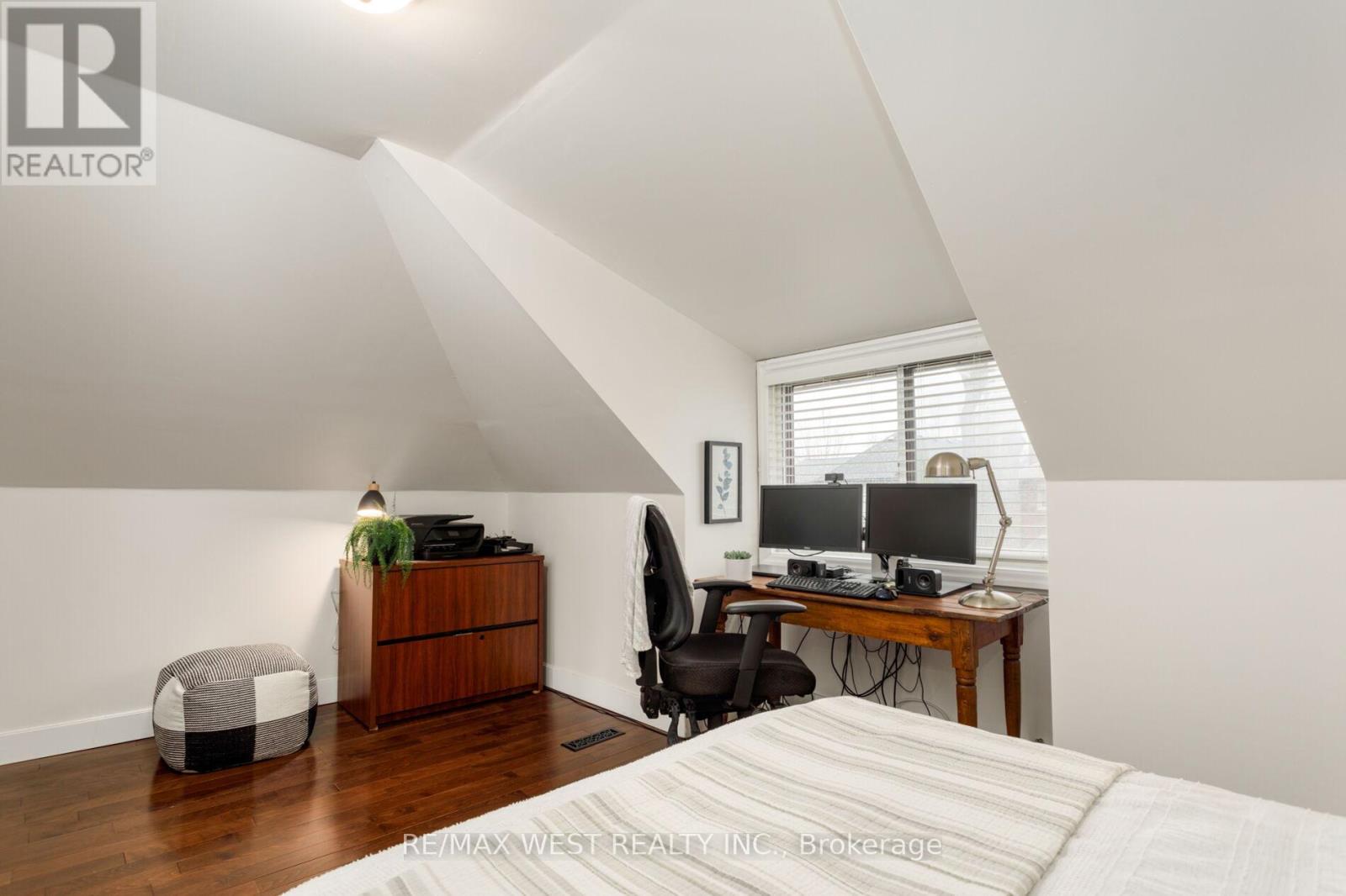 21 Harshaw Avenue, Toronto, Ontario  M6S 1X9 - Photo 29 - W12997980