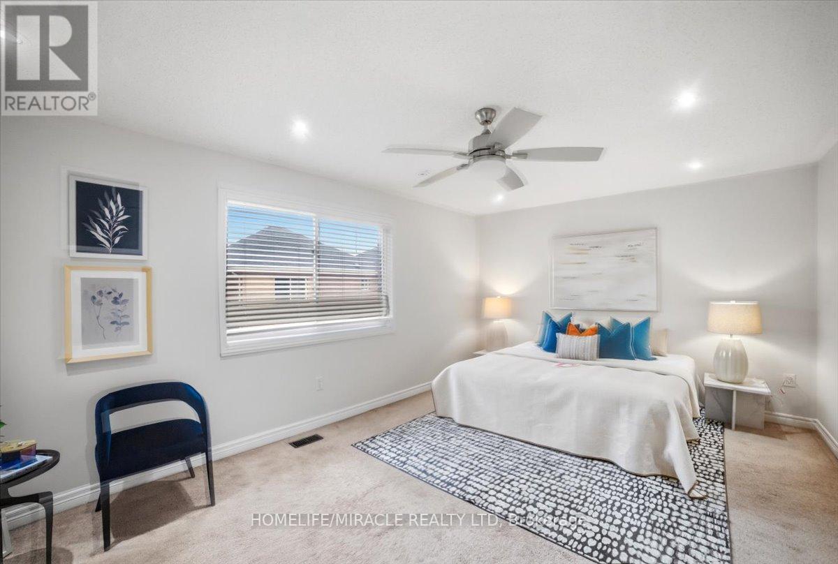 381 Queen Mary Drive, Brampton, Ontario  L7A 3T1 - Photo 11 - W12998020