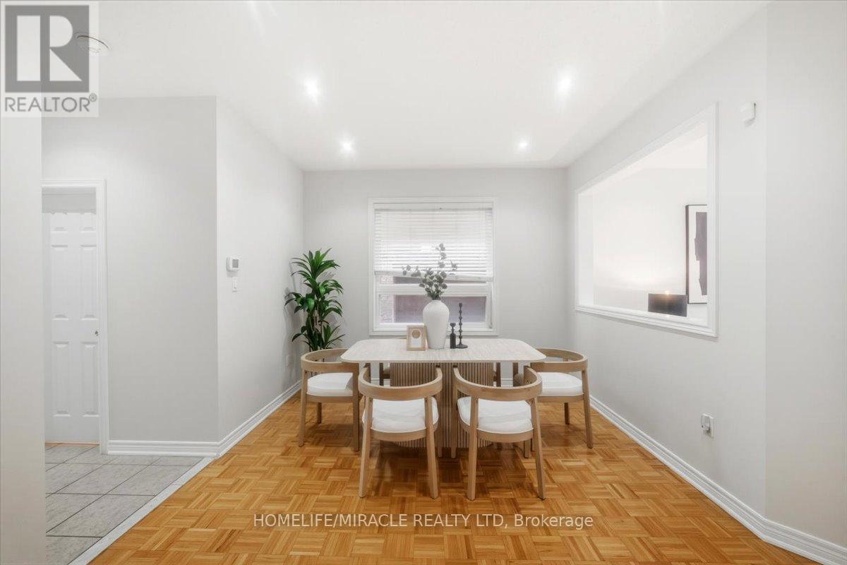 381 Queen Mary Drive, Brampton, Ontario  L7A 3T1 - Photo 17 - W12998020