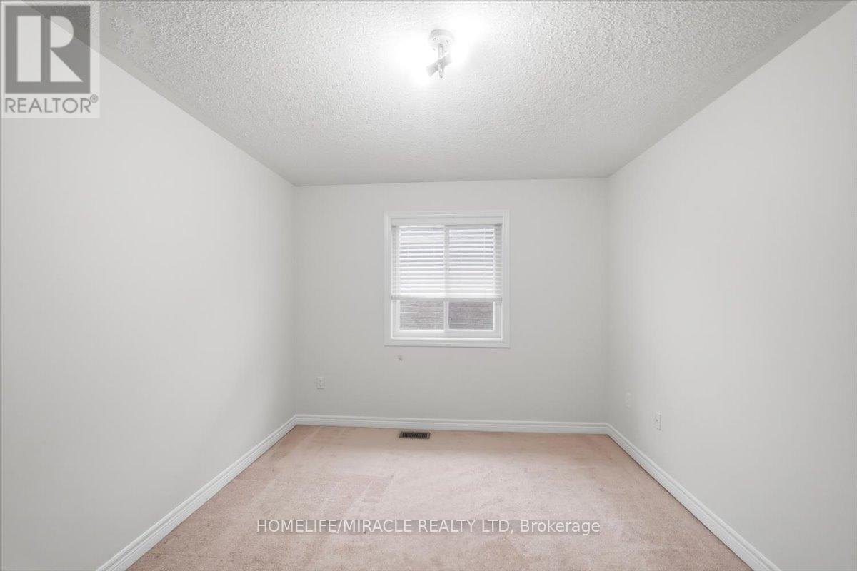 381 Queen Mary Drive, Brampton, Ontario  L7A 3T1 - Photo 20 - W12998020