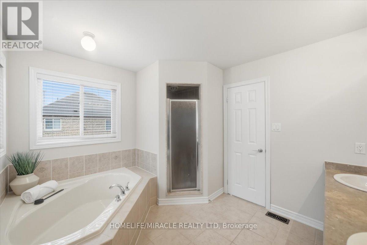 381 Queen Mary Drive, Brampton, Ontario  L7A 3T1 - Photo 27 - W12998020