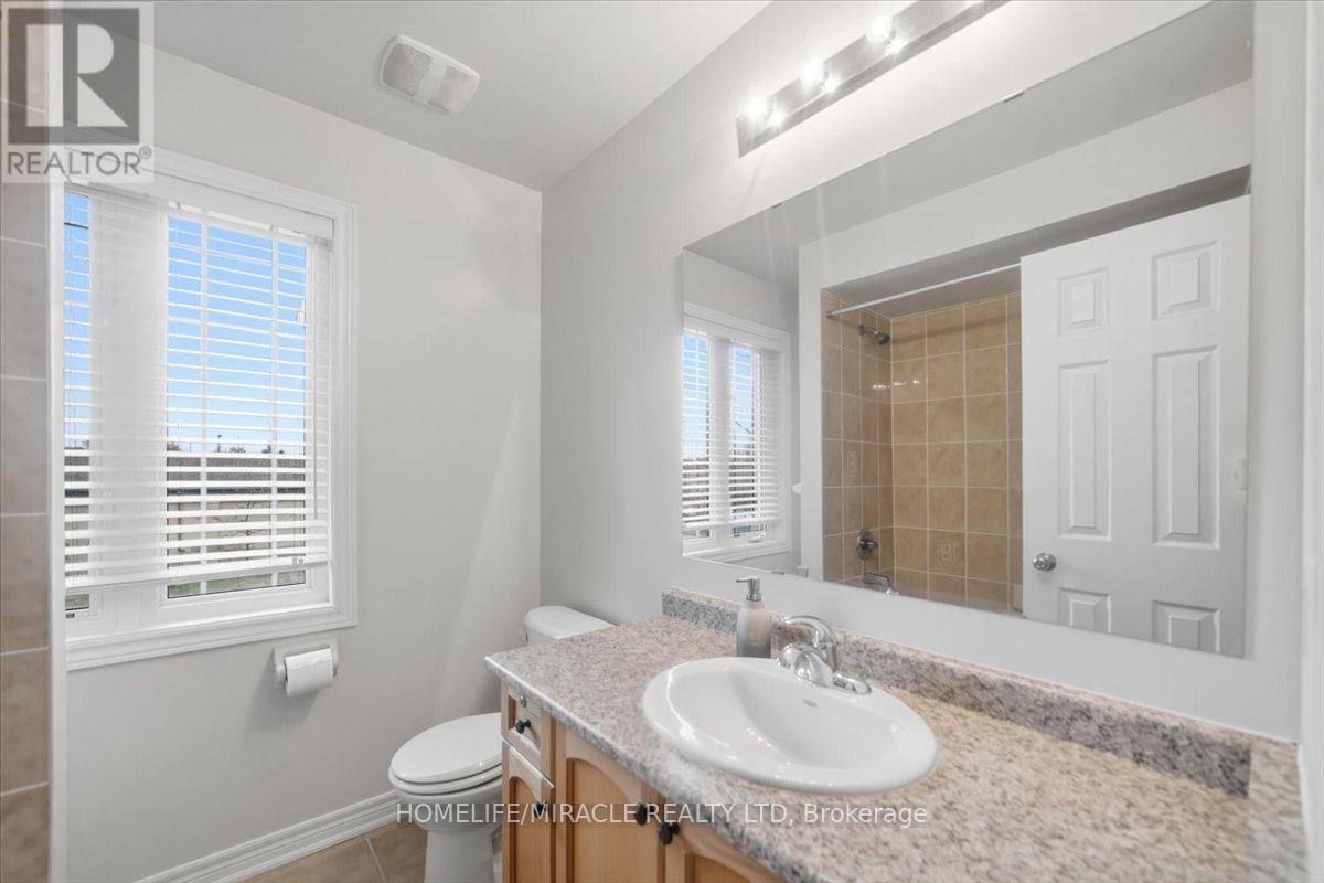 381 Queen Mary Drive, Brampton, Ontario  L7A 3T1 - Photo 29 - W12998020