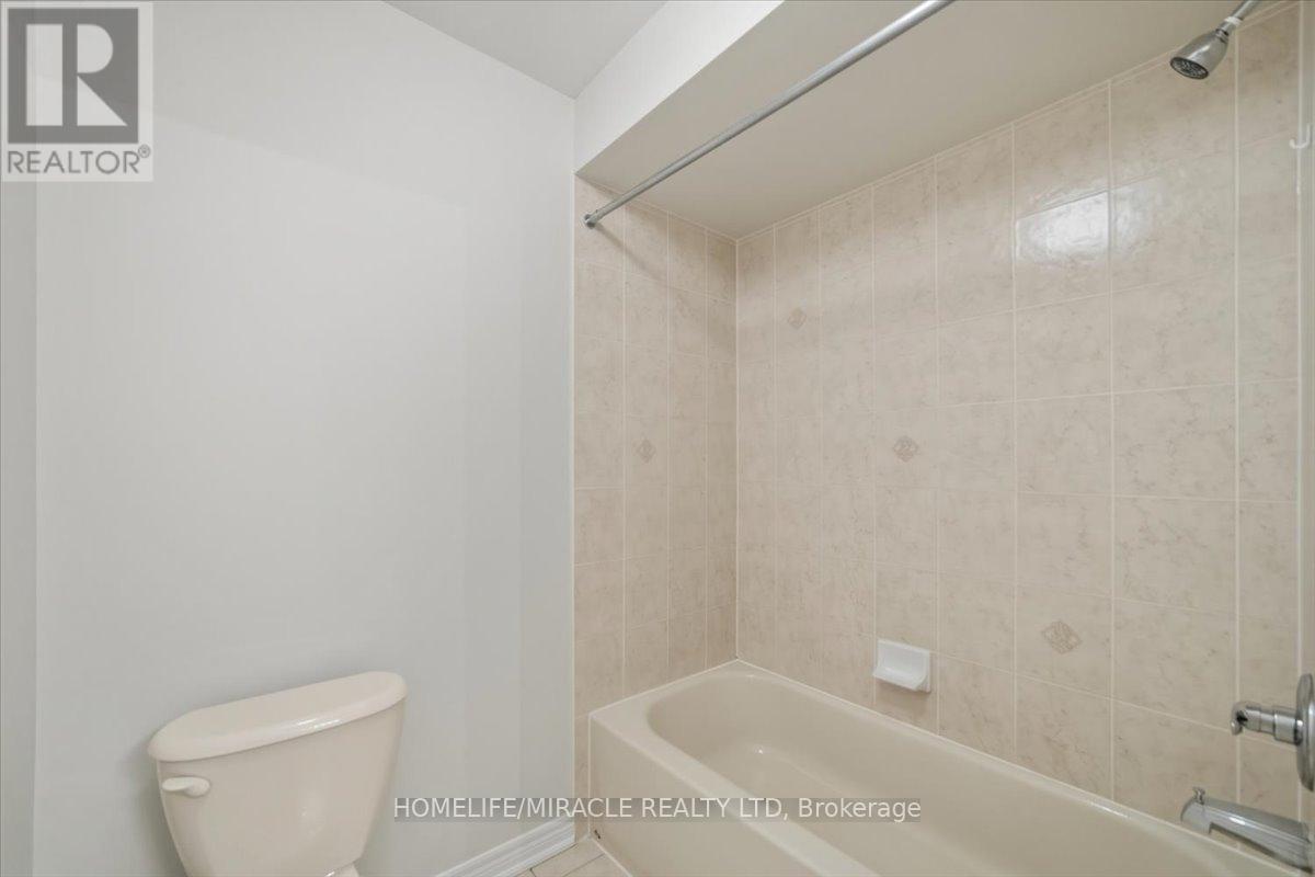 381 Queen Mary Drive, Brampton, Ontario  L7A 3T1 - Photo 31 - W12998020