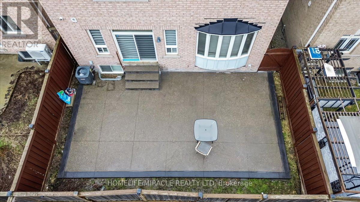 381 Queen Mary Drive, Brampton, Ontario  L7A 3T1 - Photo 43 - W12998020