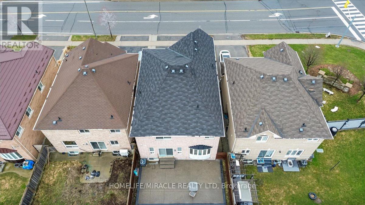 381 Queen Mary Drive, Brampton, Ontario  L7A 3T1 - Photo 45 - W12998020