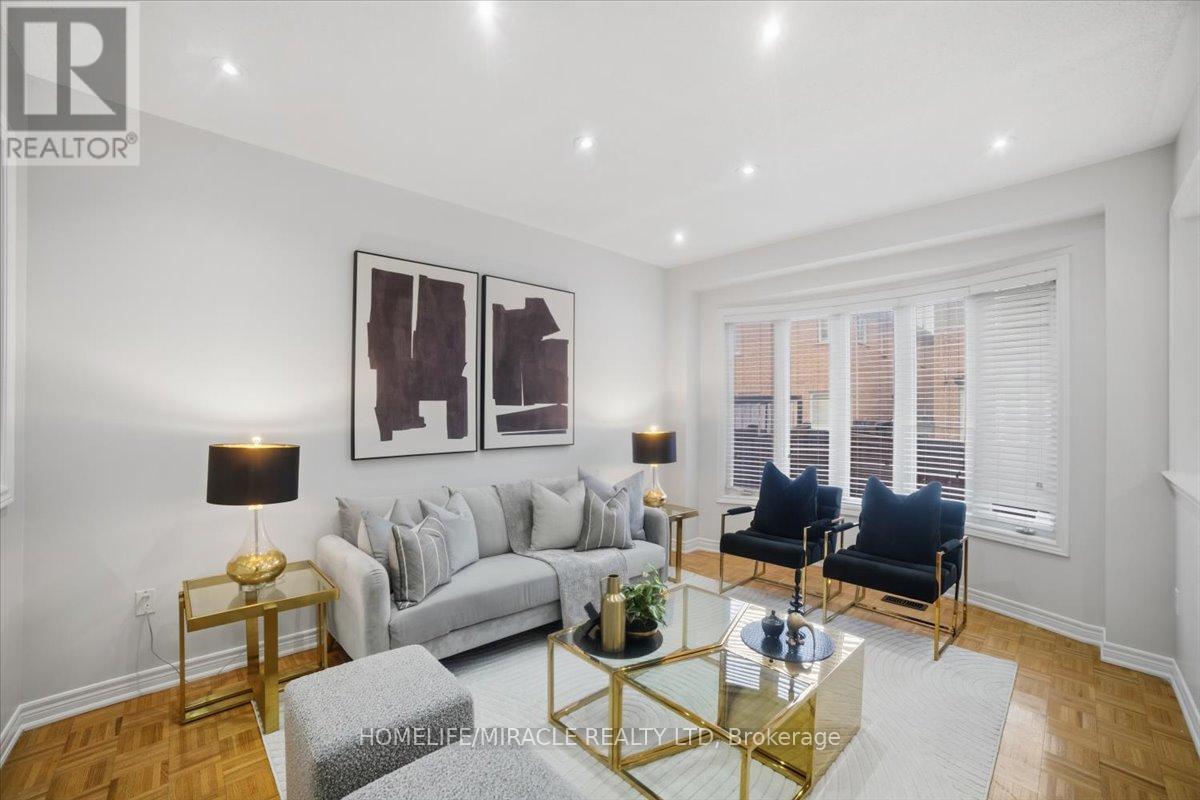 381 Queen Mary Drive, Brampton, Ontario  L7A 3T1 - Photo 6 - W12998020