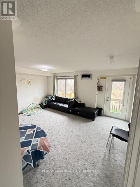 43 Queenpost Drive, Brampton, Ontario  L6Y 6L2 - Photo 11 - W12998022