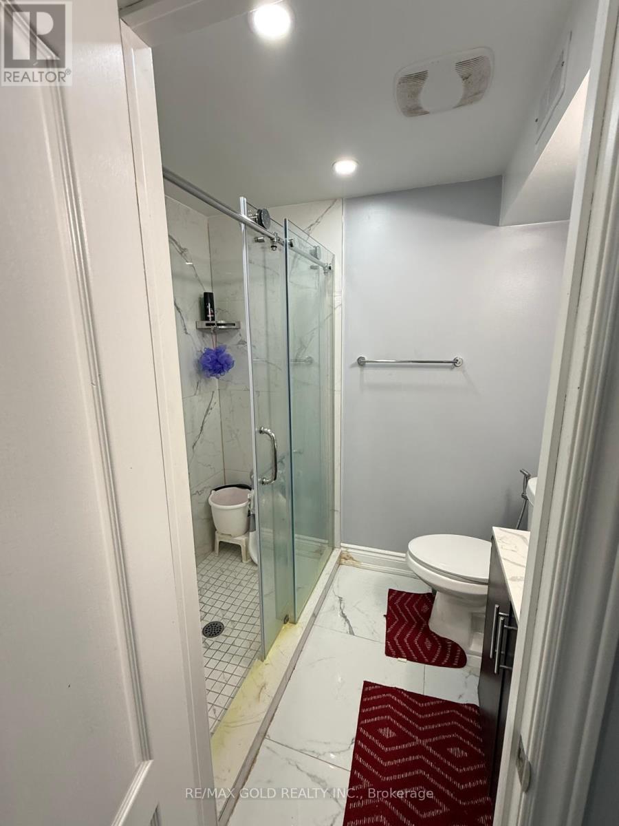 43 Queenpost Drive, Brampton, Ontario  L6Y 6L2 - Photo 21 - W12998022