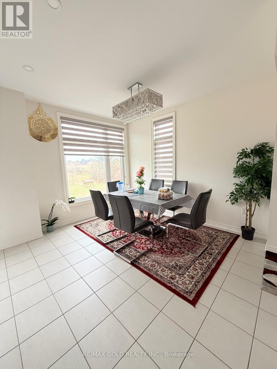 43 Queenpost Drive, Brampton, Ontario  L6Y 6L2 - Photo 34 - W12998022