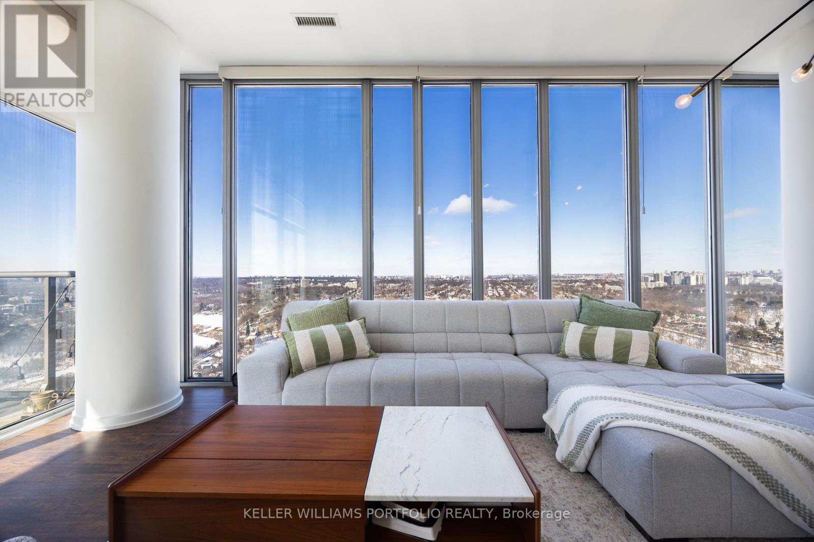 3410 - 105 The Queensway Avenue, Toronto, Ontario M6S 5B5 - Photo 11 - W12998036