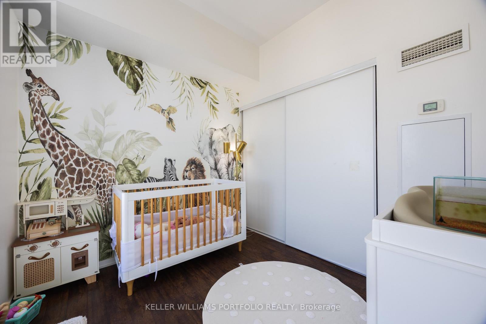 3410 - 105 The Queensway Avenue, Toronto, Ontario M6S 5B5 - Photo 23 - W12998036