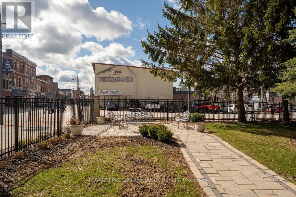 806 - 344 Front St Street, Belleville, Ontario  K8N 5M4 - Photo 6 - X12772306