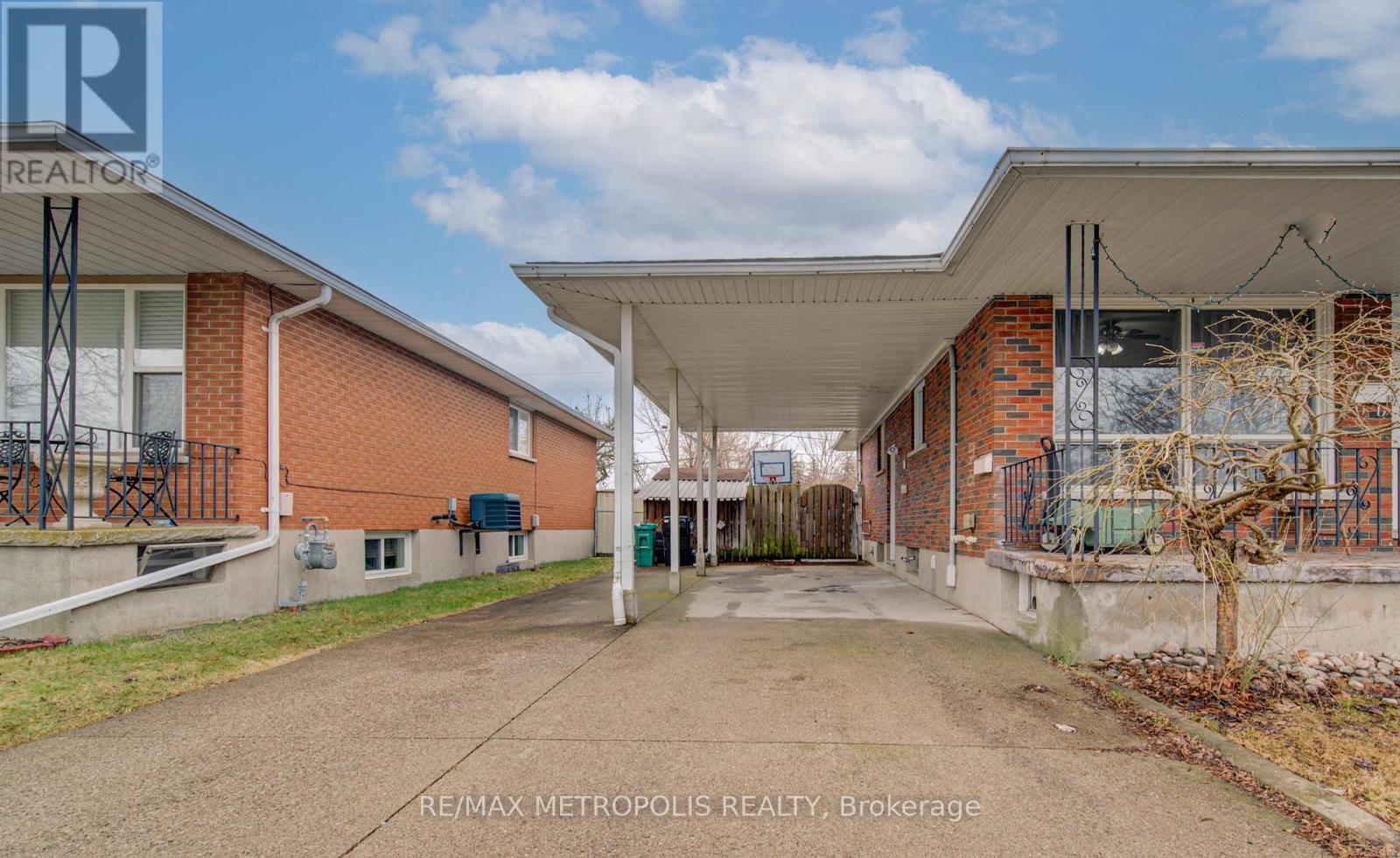 93 Linnwood Avenue, Cambridge, Ontario  N1R 1V2 - Photo 4 - X12997882