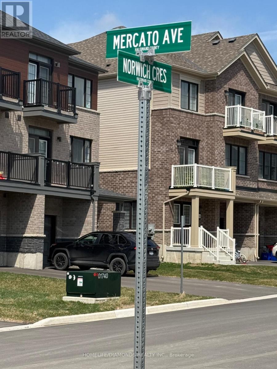 95 Norwich Crescent, Haldimand, Ontario  N0J 0B4 - Photo 3 - X12997896