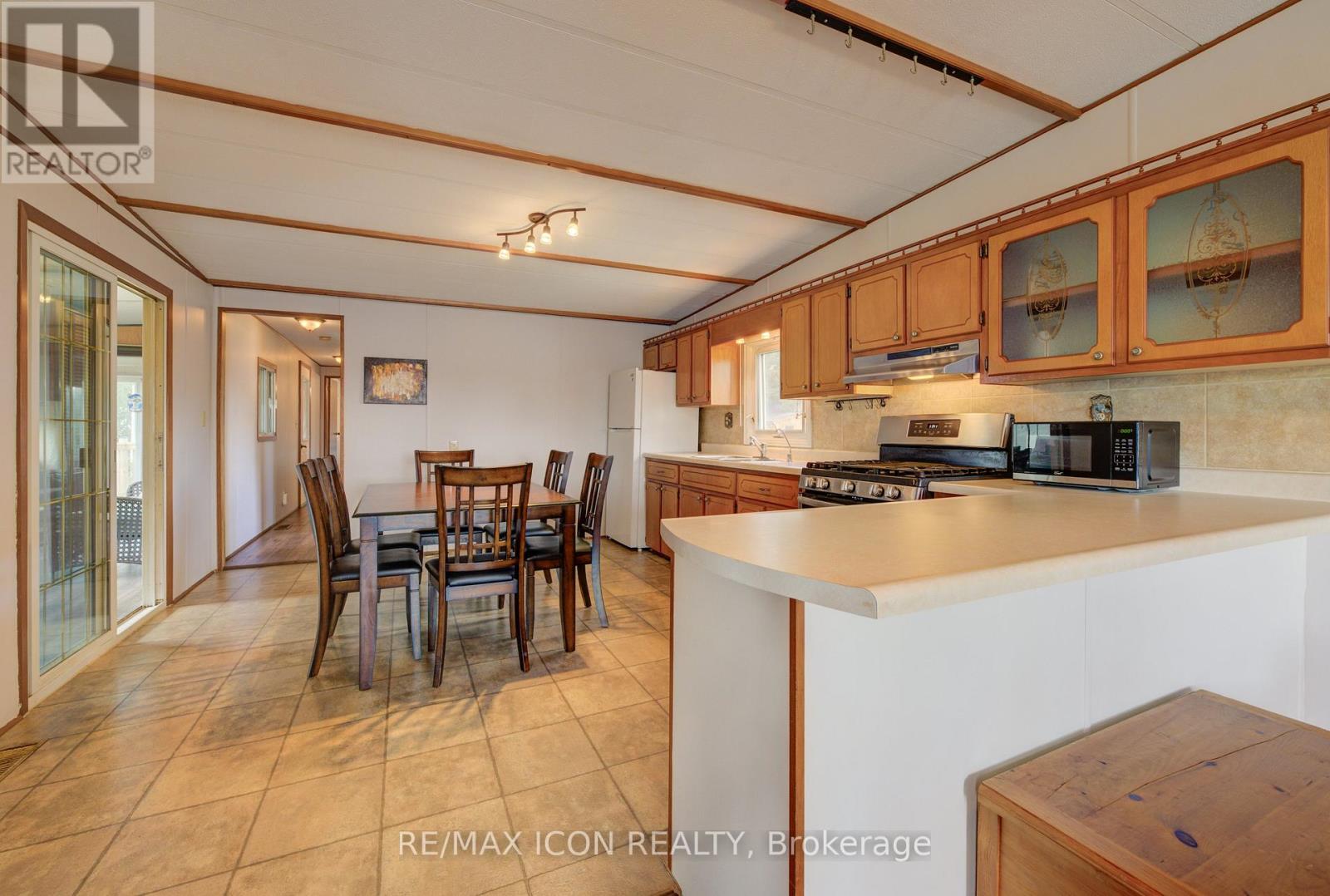 25 Grand Vista Crescent, Wellington North, Ontario  N0G 2L0 - Photo 6 - X12997918