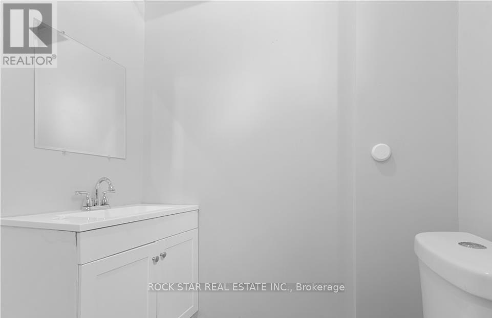 235 Hamilton Road, London East, Ontario  N5Z 1P9 - Photo 3 - X12998064