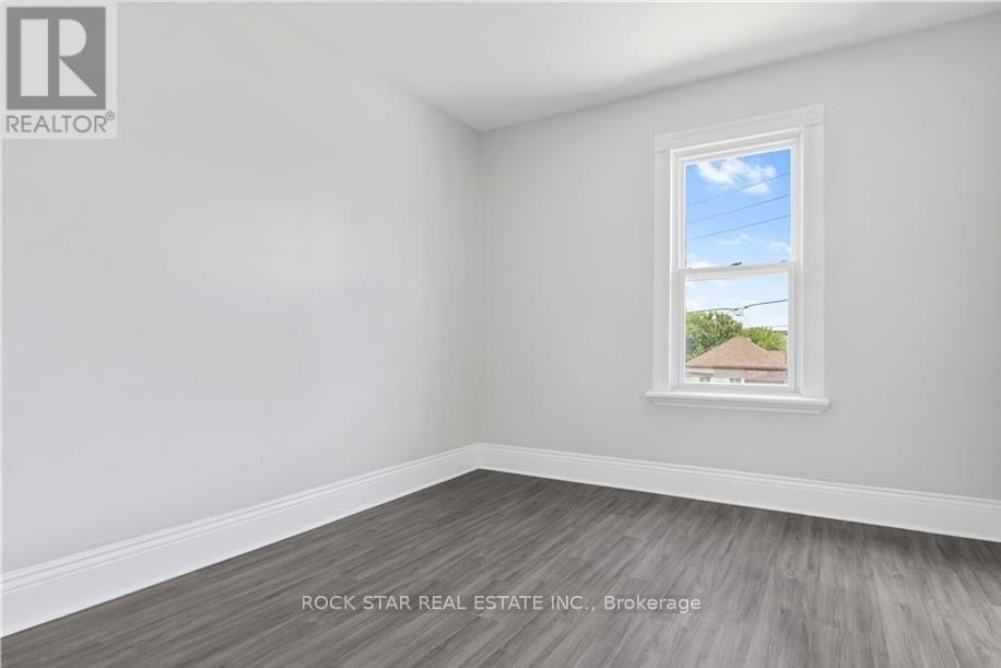 235 Hamilton Road, London East, Ontario  N5Z 1P9 - Photo 9 - X12998064