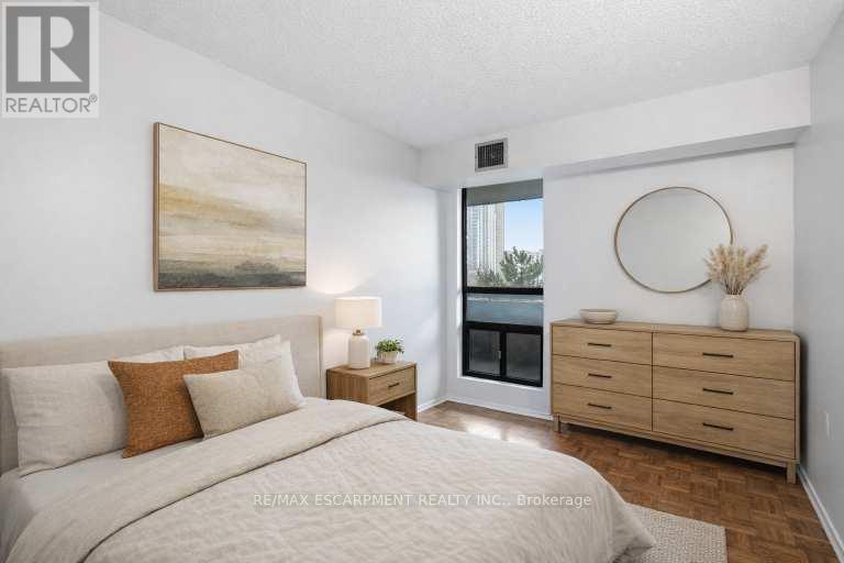 606 - 222 Jackson Street W, Hamilton, Ontario  L8P 4S5 - Photo 26 - X12998068