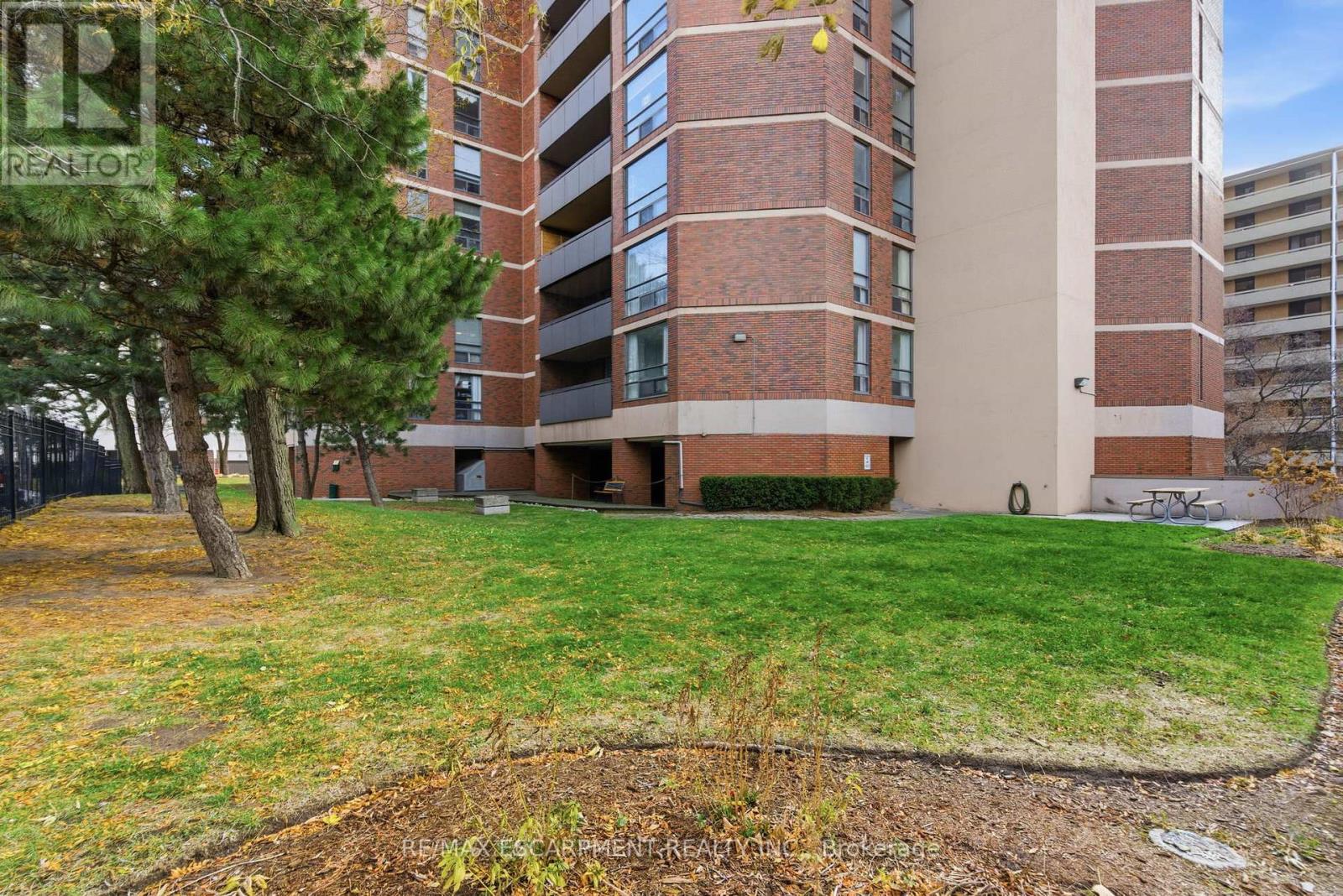 606 - 222 Jackson Street W, Hamilton, Ontario  L8P 4S5 - Photo 44 - X12998068