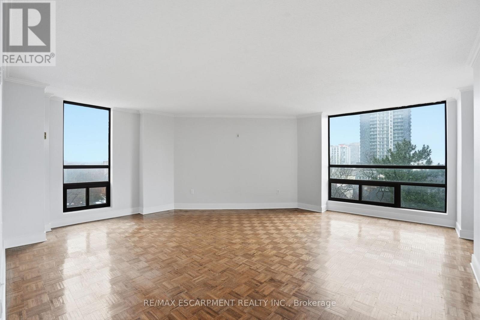 606 - 222 Jackson Street W, Hamilton, Ontario  L8P 4S5 - Photo 6 - X12998068