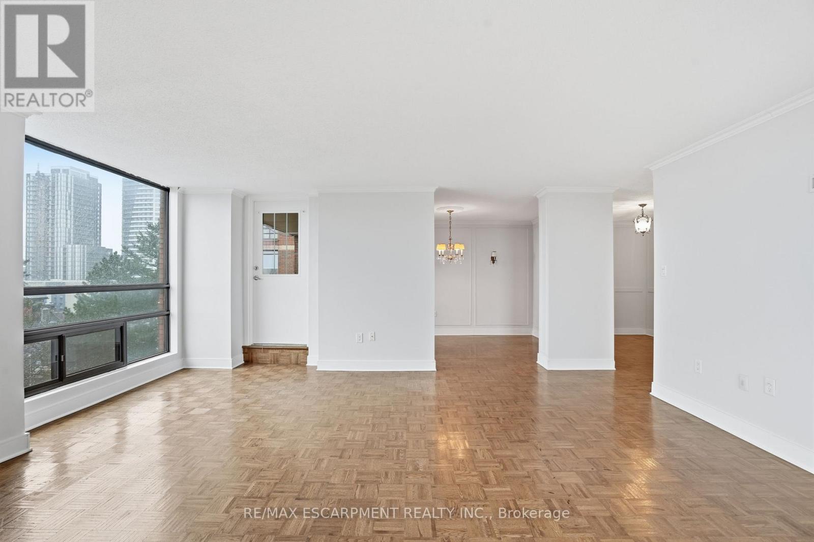 606 - 222 Jackson Street W, Hamilton, Ontario  L8P 4S5 - Photo 9 - X12998068