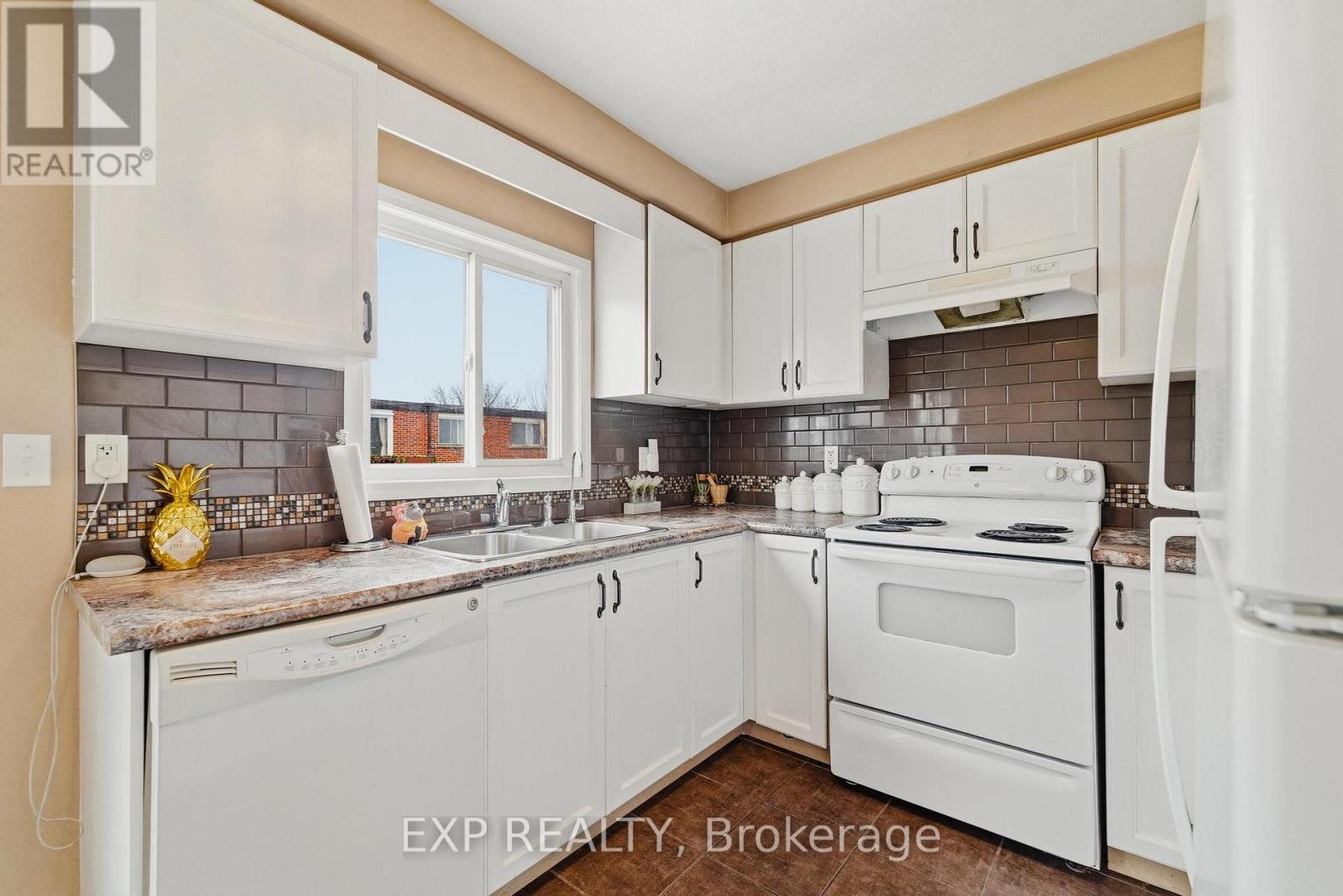 88 - 750 Lawrence Street, Cambridge, Ontario  N3H 0A9 - Photo 5 - X12998074