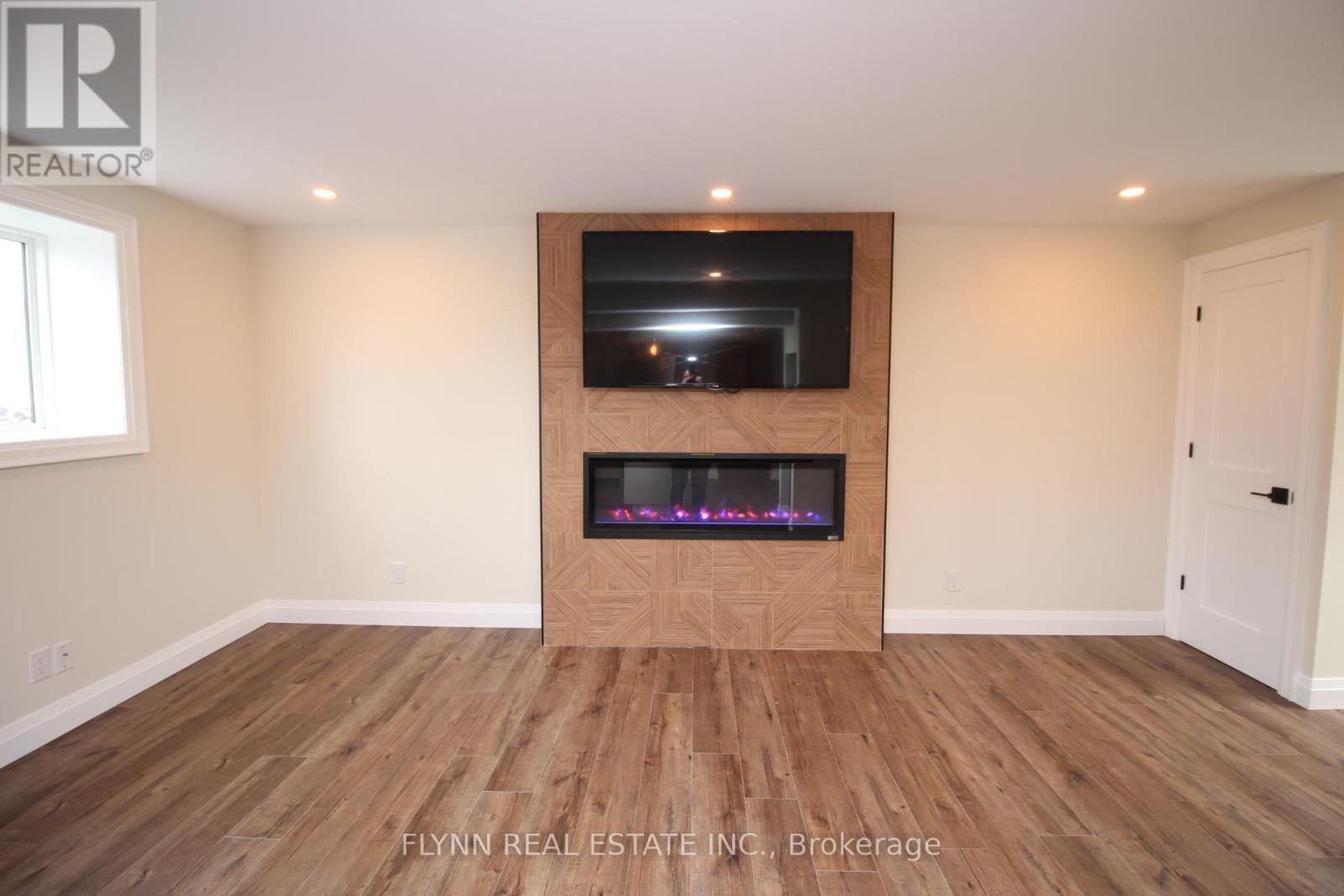 2 - 3008 Young Avenue, Fort Erie, Ontario  L0S 1N0 - Photo 12 - X12998090