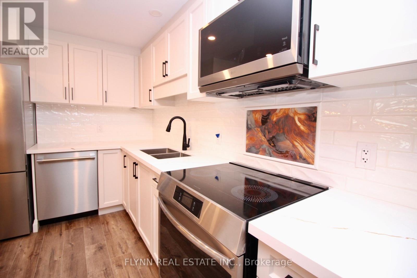 2 - 3008 Young Avenue, Fort Erie, Ontario  L0S 1N0 - Photo 6 - X12998090