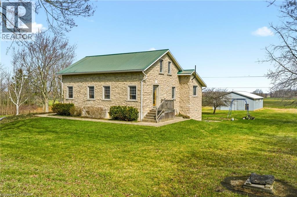 1963 North Shore Drive, Haldimand County, Ontario  N0A 1K0 - Photo 2 - 40820715