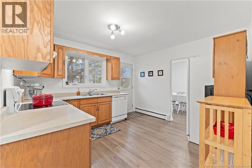 1 Broadview Avenue, Sussex, New Brunswick  E4E 1B9 - Photo 16 - NB137046