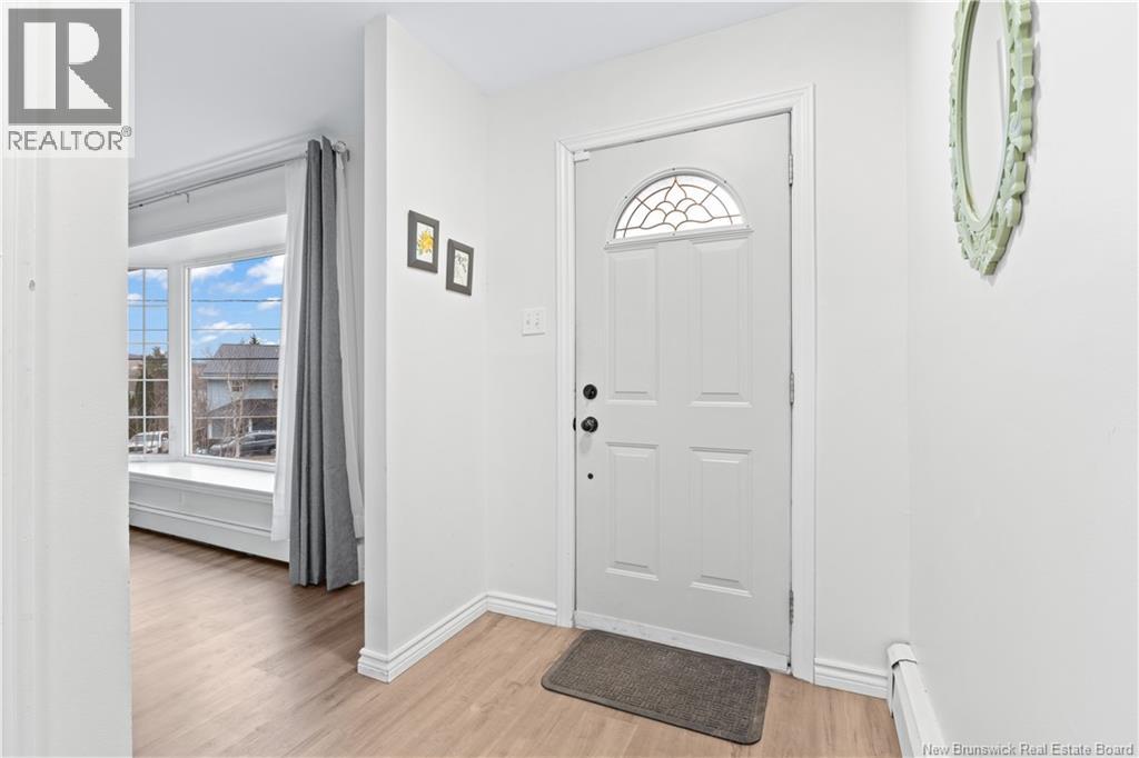 1 Broadview Avenue, Sussex, New Brunswick  E4E 1B9 - Photo 8 - NB137046
