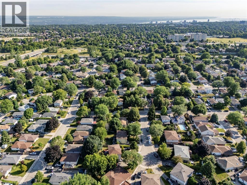 8 Gerrick Court, Hamilton, Ontario  L9C 6H2 - Photo 39 - 40817187