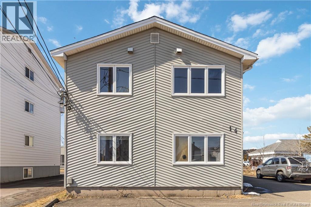 14 Winnipeg Street, Moncton, New Brunswick  E1C 7C3 - Photo 2 - NB137201