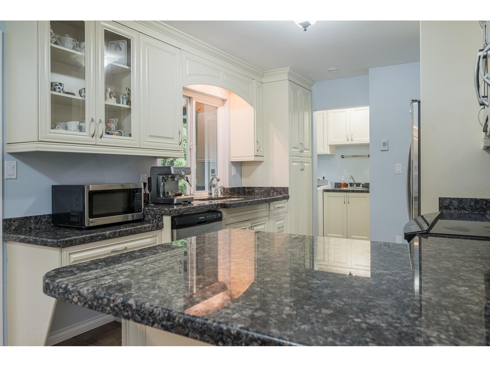 9276 Greer Street, Langley, British Columbia  V1M 2S5 - Photo 12 - R3111237