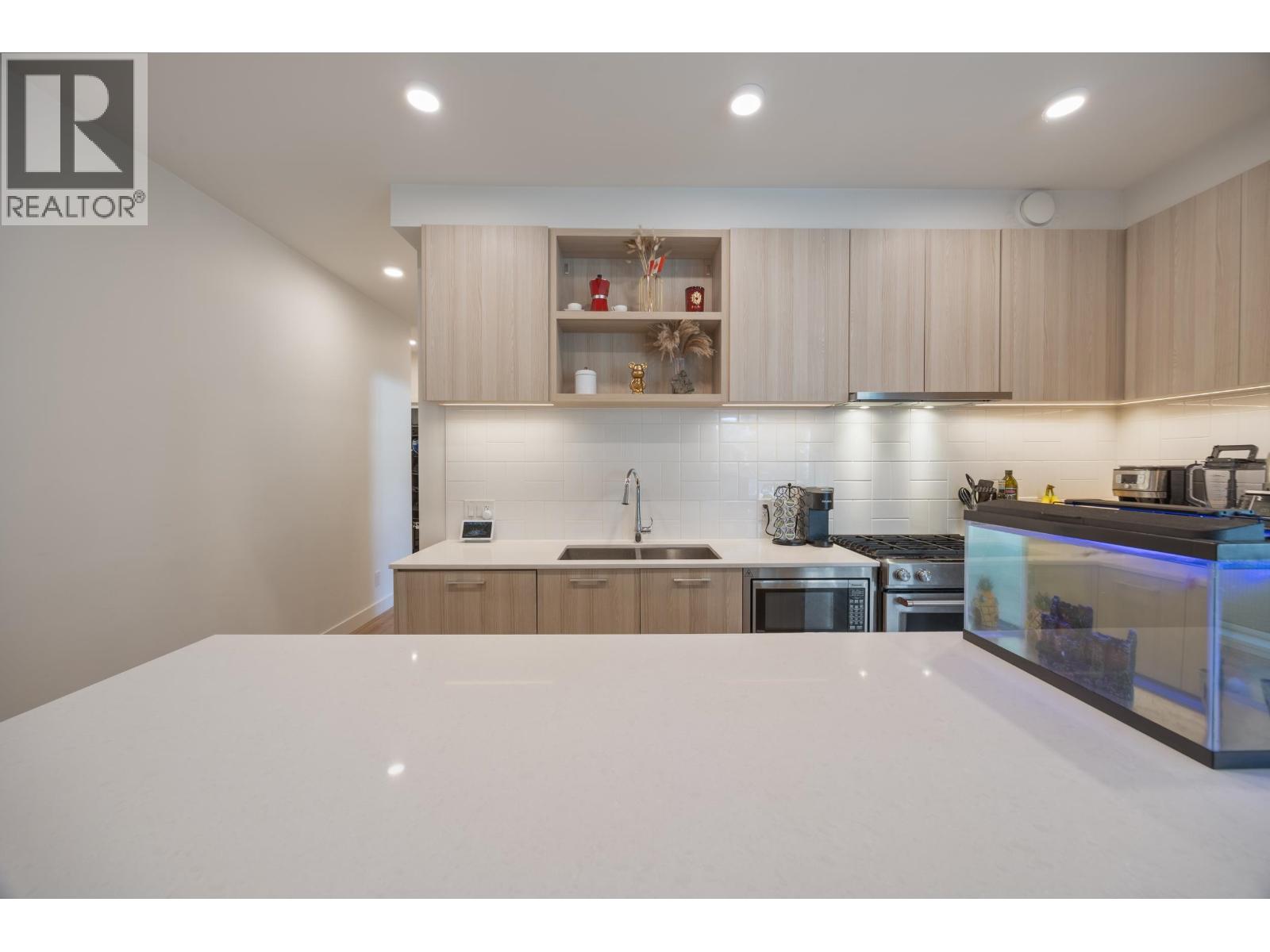 208 741 Anskar Court, Coquitlam, British Columbia  V3J 0N3 - Photo 13 - R3110542