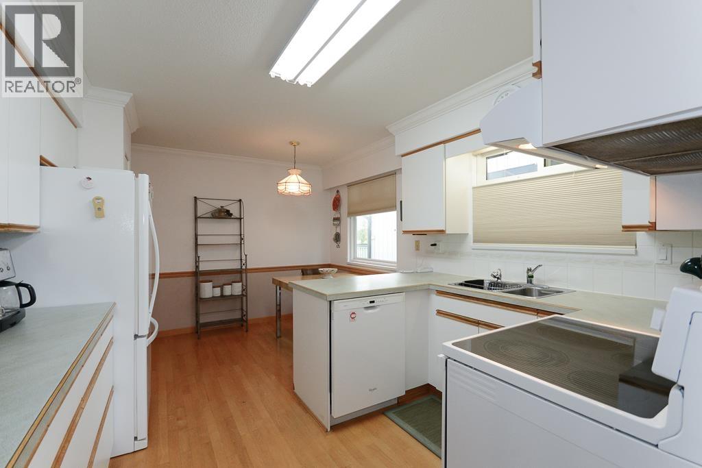 6720 Goldsmith Drive, Richmond, British Columbia  V7E 4G5 - Photo 12 - R3111212